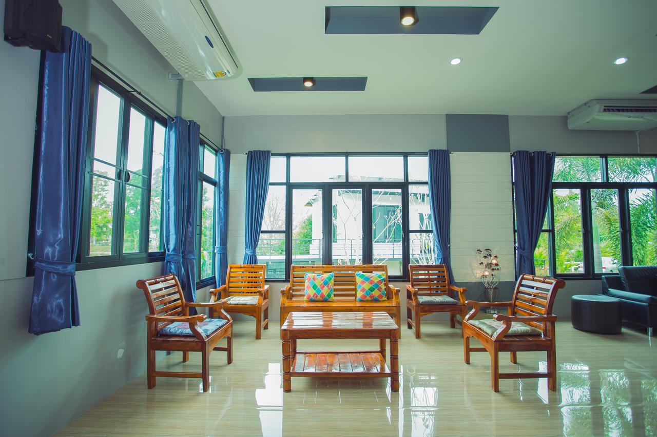 ซันสไมล์เฮาส์ Villa วังน้ำเขียว ภายนอก รูปภาพ